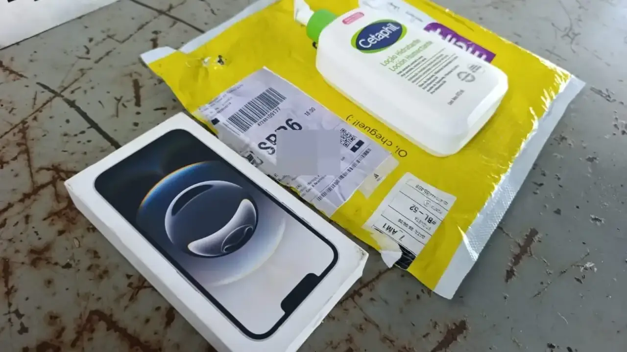 Cliente recebe creme corporal no lugar de iPhone, dá surra em suspeitos e caso termina na delegacia