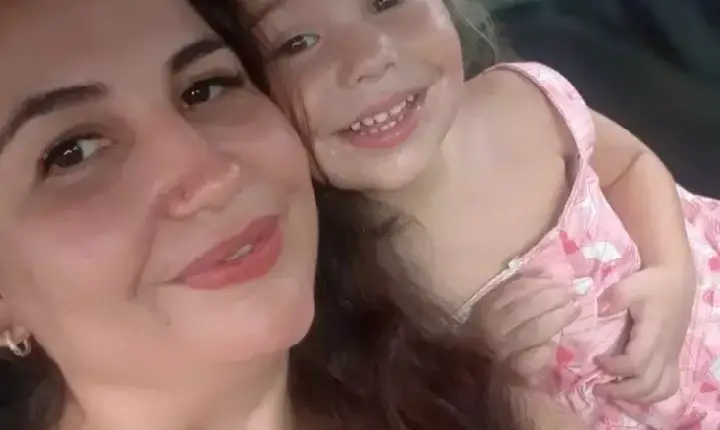 Polícia Civil investiga morte de mãe e filha após carro cair no Rio Paraná, em Porto Rico