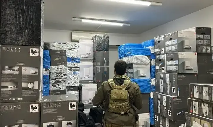 Polícia Federal apreende mais de 200 eletrônicos importados em escritório de advocacia