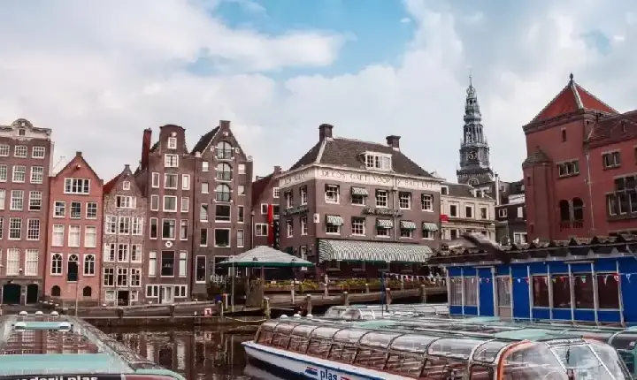 Prefeitura e Câmara de Maringá pagarão R$ 135 mil em diárias para viagem de comitiva para a Holanda