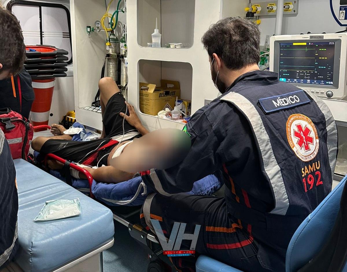 Jovem de 23 anos é esfaqueado no centro de Sarandi