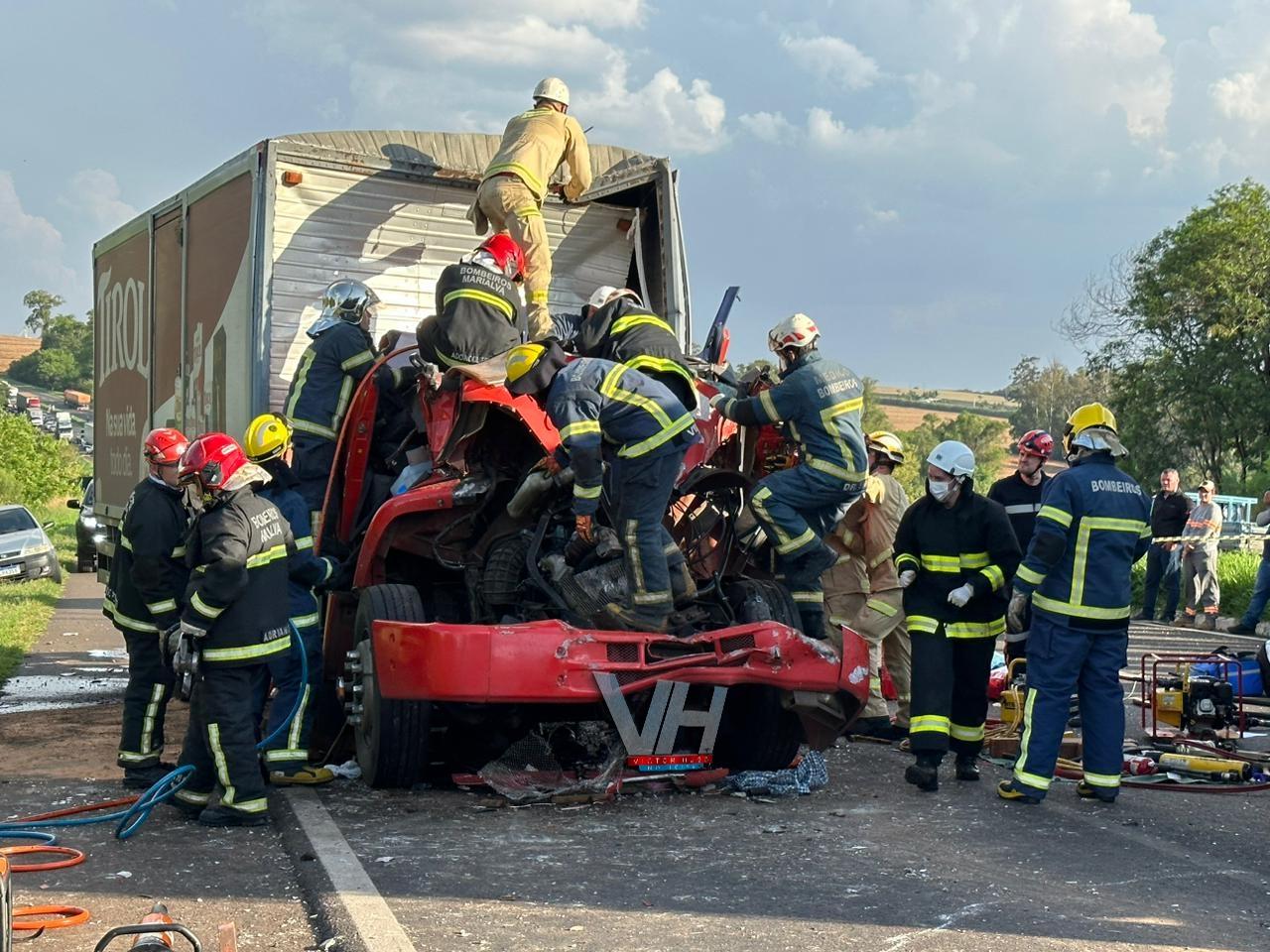 Motorista de caminhão morre após batida traseira na BR-376 em Marialva