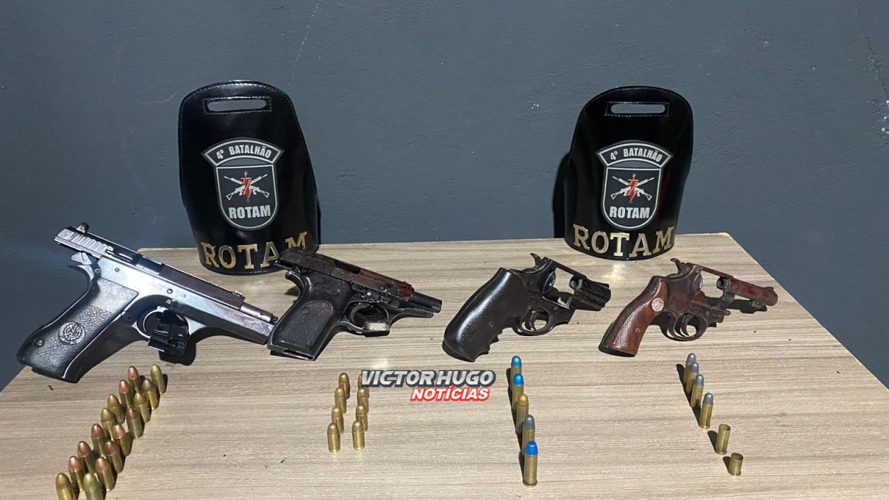 Quatro ladrões com veículo roubado morrem após troca de tiros com a Rotam em Paiçandu