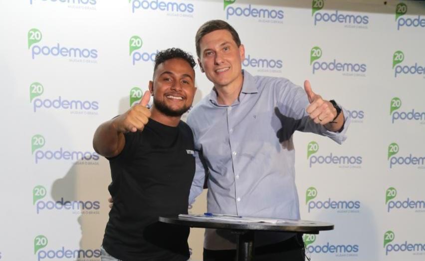 Vitinho das rádios Maringá FM e Mix FM lança pré-candidatura para vereador em Maringá 