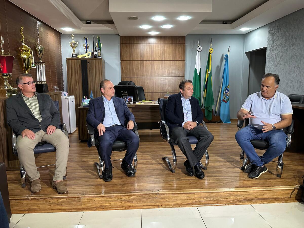 Gigante americana anuncia intenção de investir bilhões em fábrica de combustível de avião em Sarandi