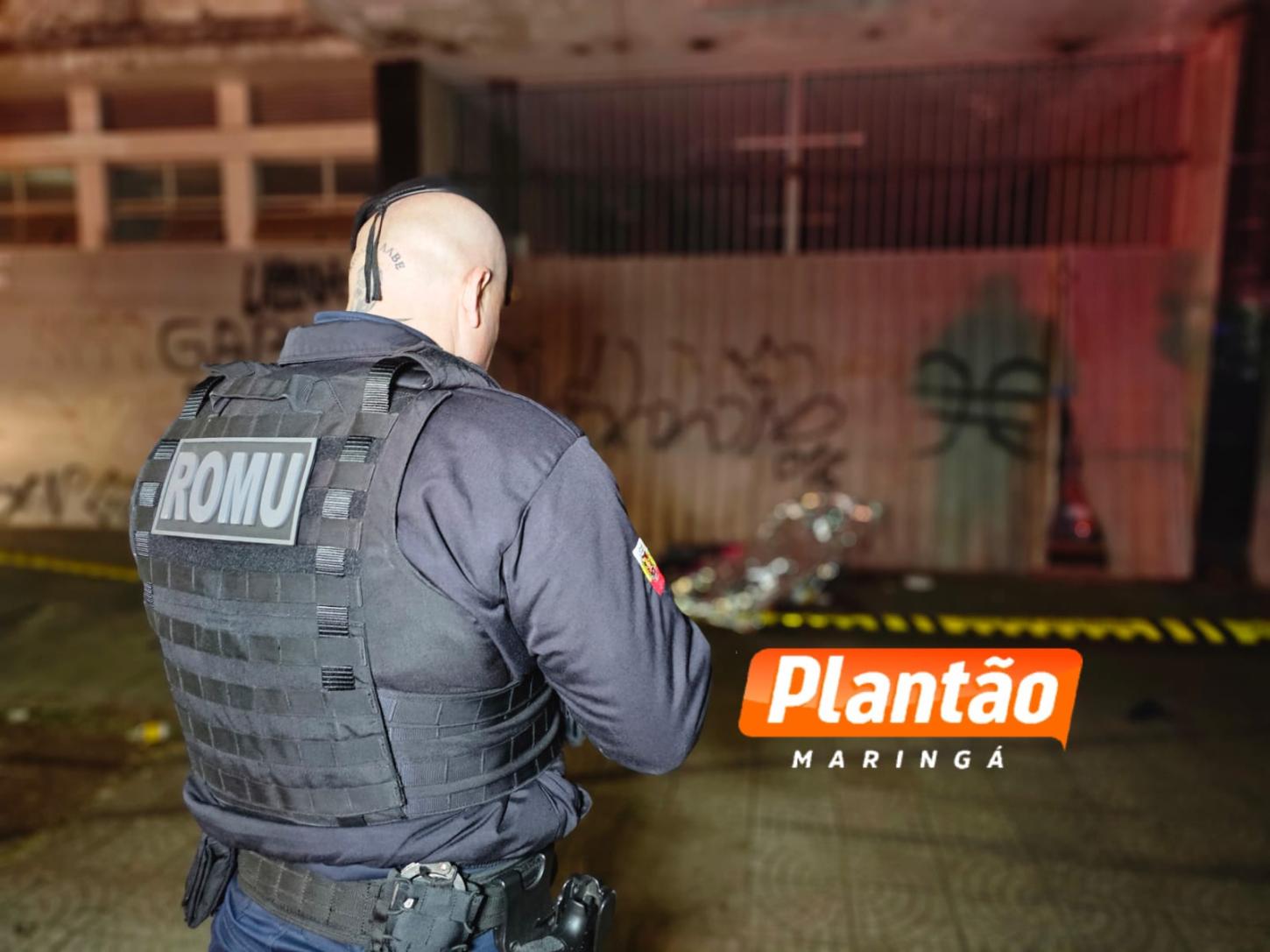 Homem é morto a facadas na Praça Raposo Tavares, em Maringá