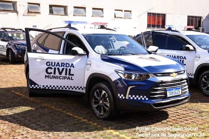 Homem preso pela Guarda Civil Municipal de Maringá pede ajuda à equipe para se livrar das drogas