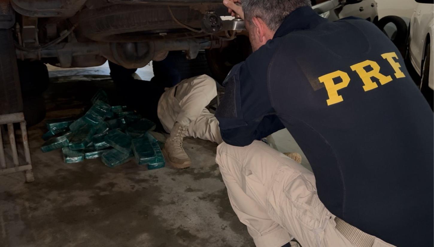 PRF apreende quase 93 kg de cocaína em Presidente Castelo Branco