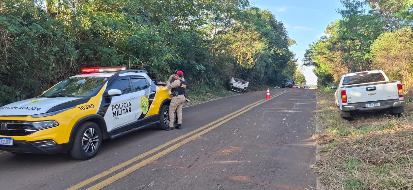 Colisão frontal entre carro e ônibus deixa sete feridos na PR-479, em Tuneiras do Oeste
