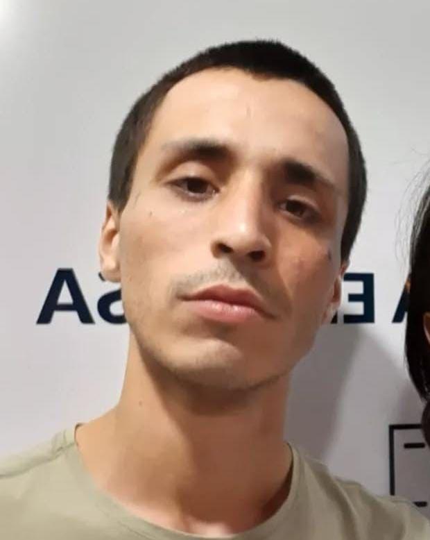 Criminosos invadem residência e executam homem com mais 20 tiros em Maringá; enteada dele também foi baleada