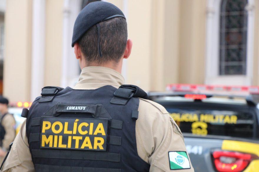 Homem é preso em flagrante por roubo no centro de Maringá; criminoso ameaçou vítima com estilete e pedras