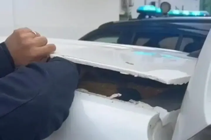 PRF prende casal que viajava com filhos pequenos e transportava 53 kg de droga em Maringá