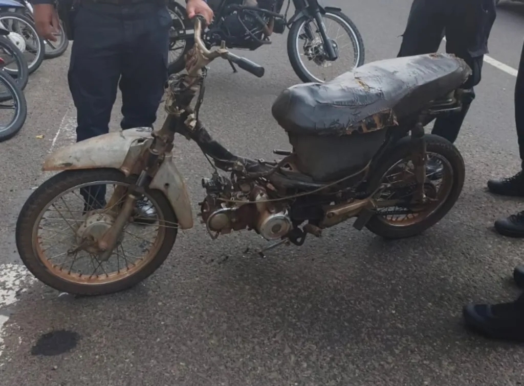 Veículo considerado ‘morto’ pelo Detran roda 30 km e acaba apreendido em Maringá