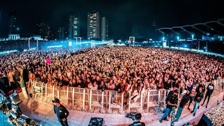 Polícia recupera celulares furtados durante show de Henrique e Juliano em Maringá